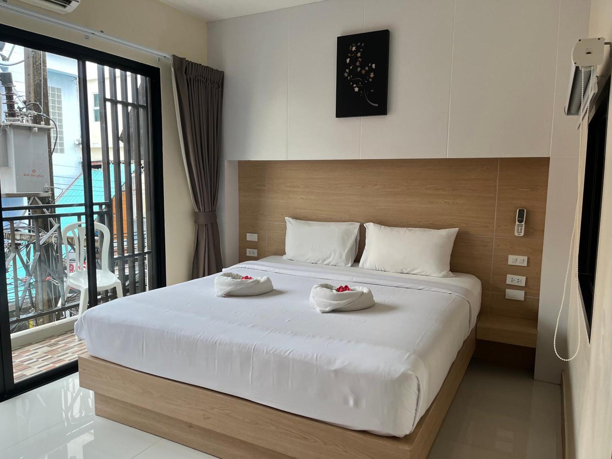 I Am O'Tel Patong Hotel Bagian luar foto